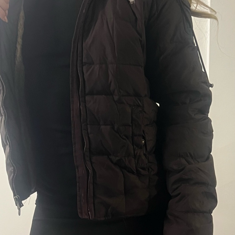Abercrombie & Fitch Dark Brown Puffer Jacket - Picture 4 of 8